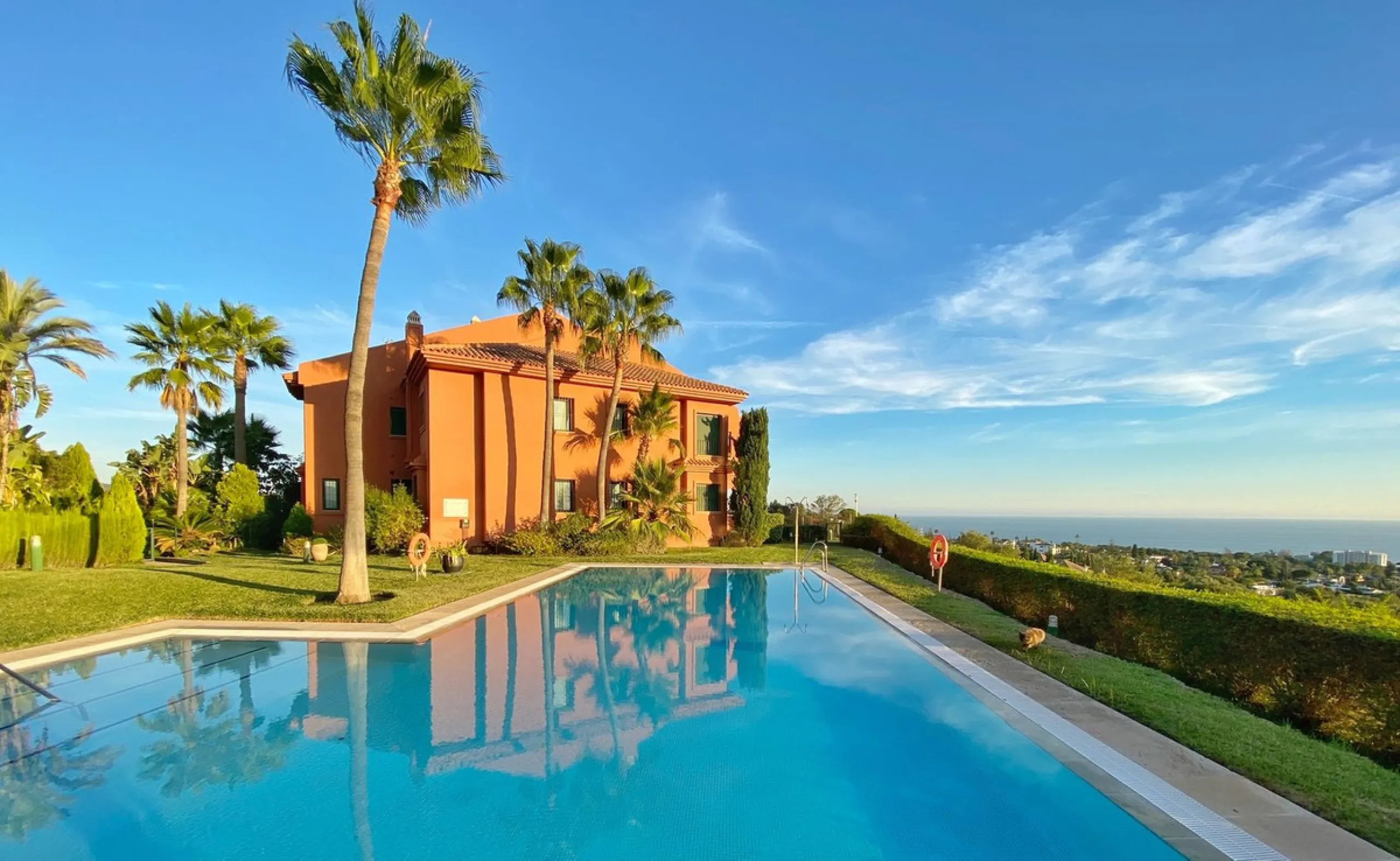Exclusive 2 bedroom/2 bathroom penthouse in a luxurious complex.