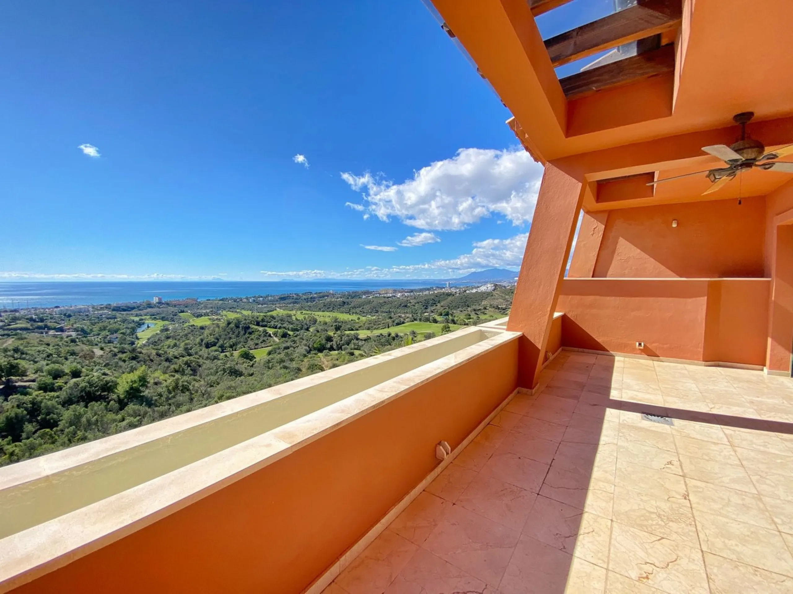 Exclusive 2 bedroom/2 bathroom penthouse in a luxurious complex.
