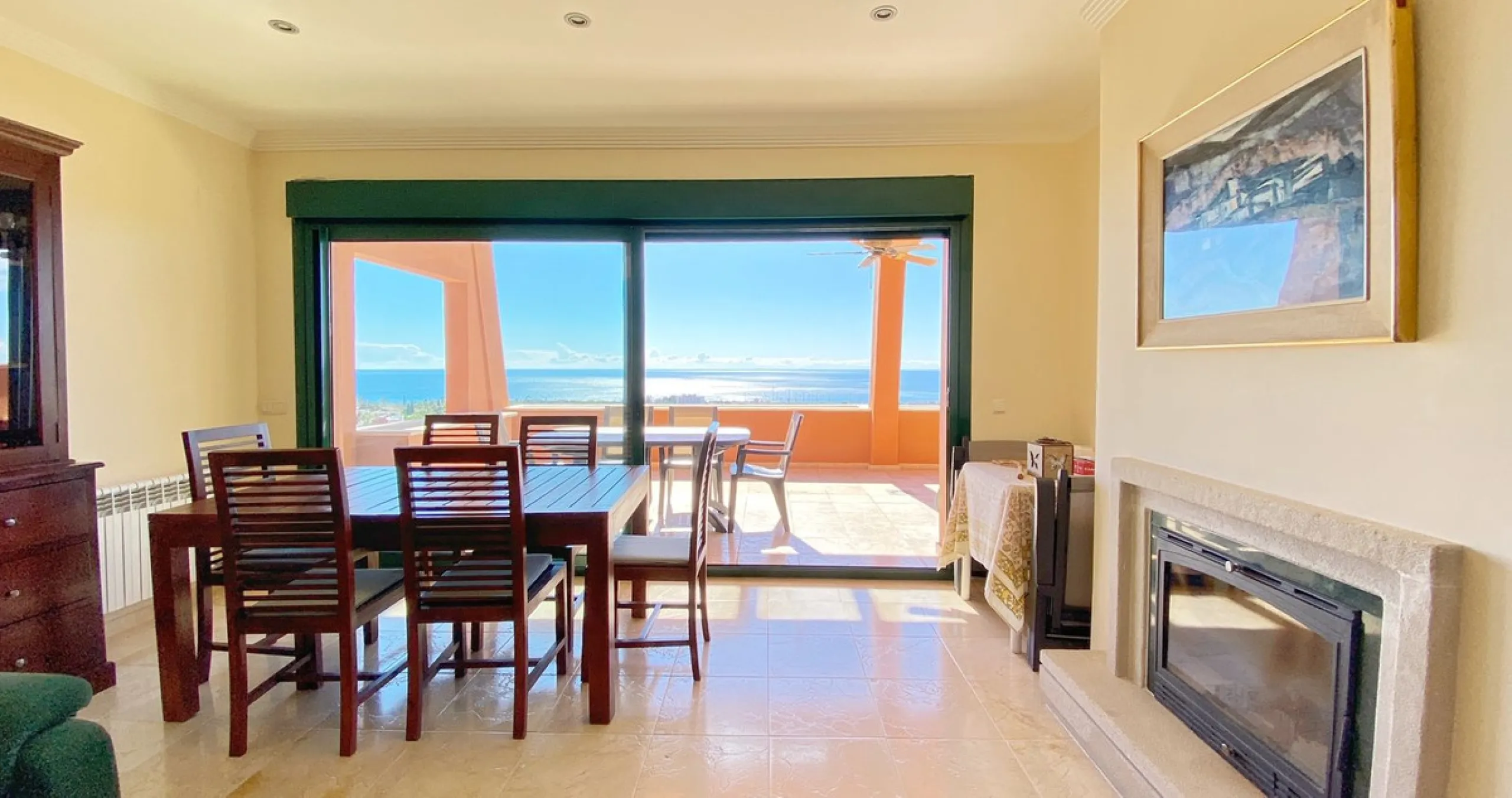 Exclusive 2 bedroom/2 bathroom penthouse in a luxurious complex.