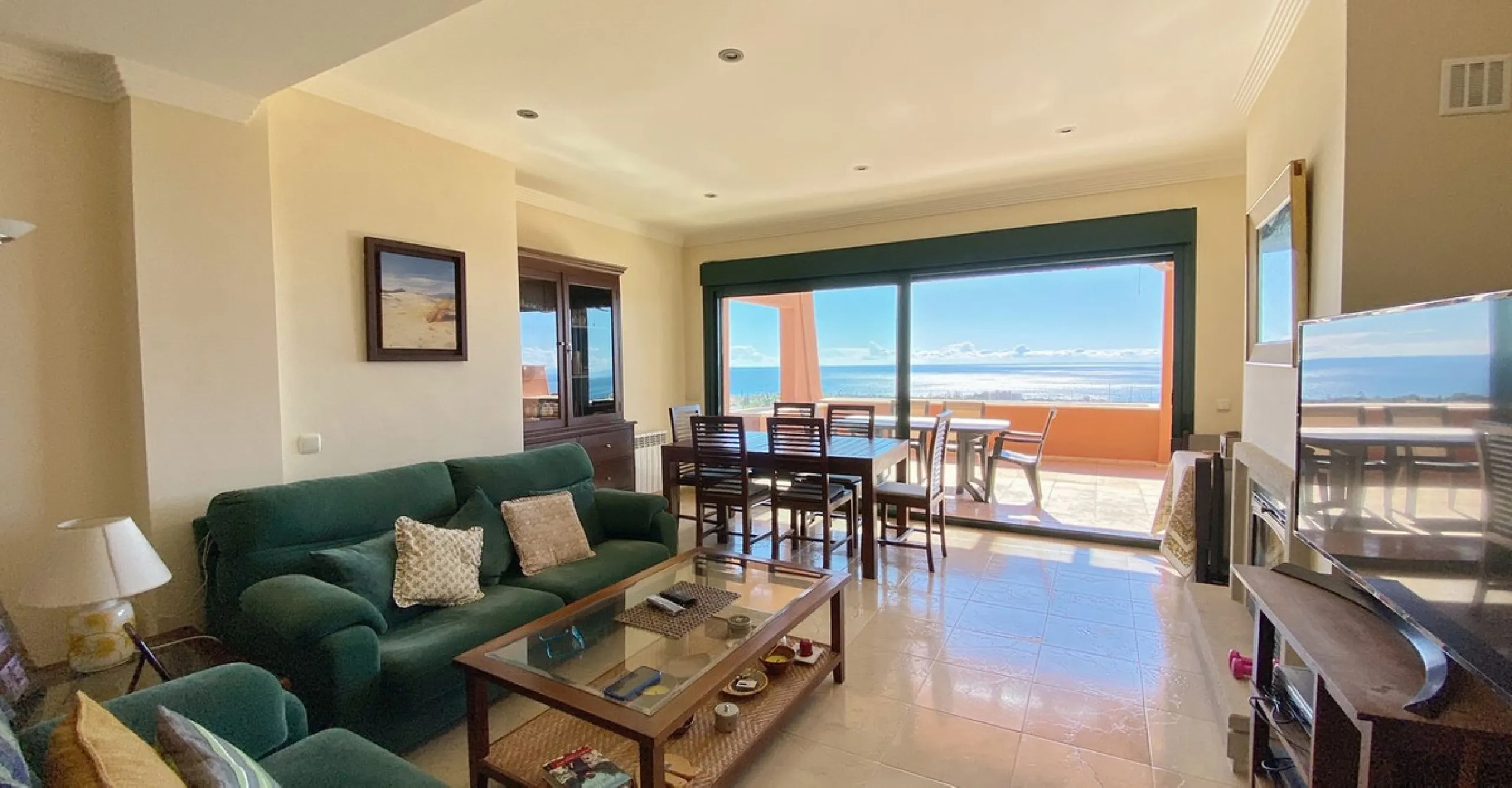Exclusive 2 bedroom/2 bathroom penthouse in a luxurious complex.