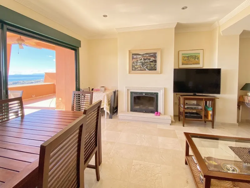 Exclusive 2 bedroom/2 bathroom penthouse in a luxurious complex.