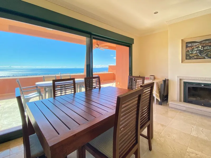 Exclusive 2 bedroom/2 bathroom penthouse in a luxurious complex.