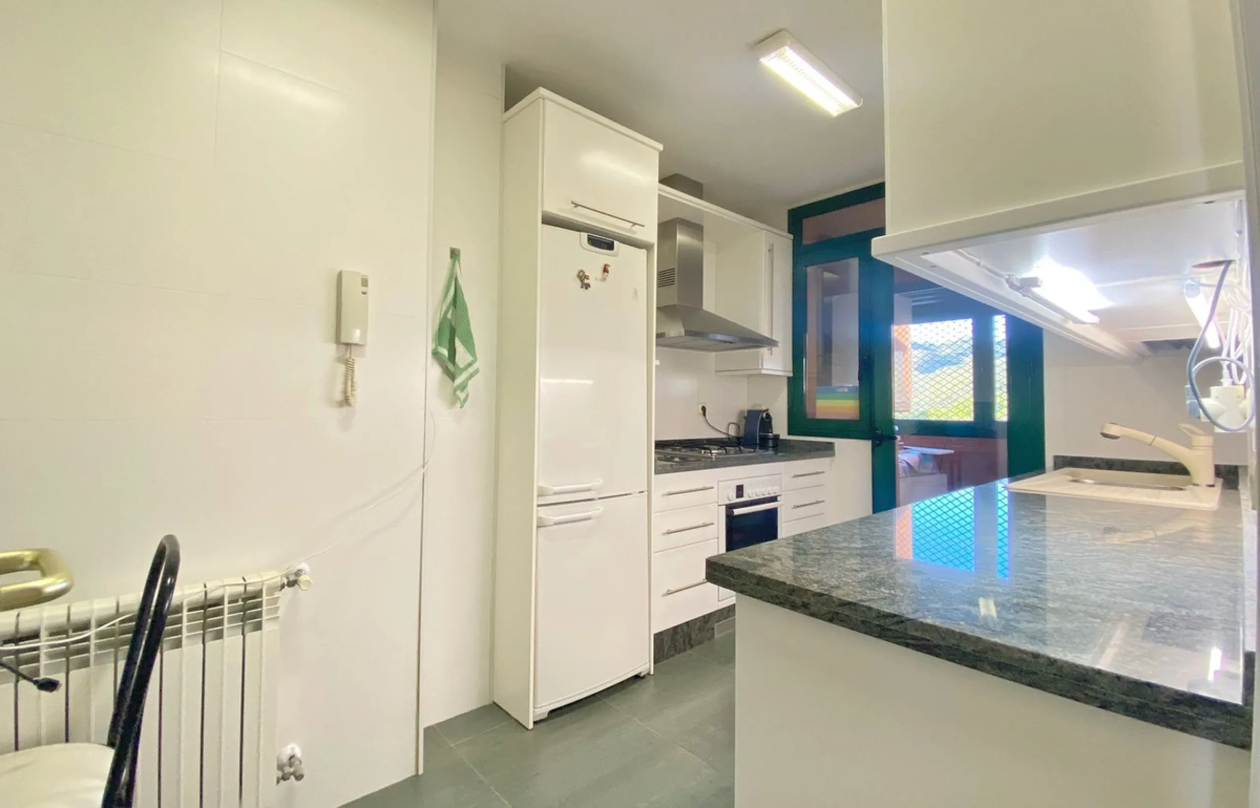 Exclusive 2 bedroom/2 bathroom penthouse in a luxurious complex.