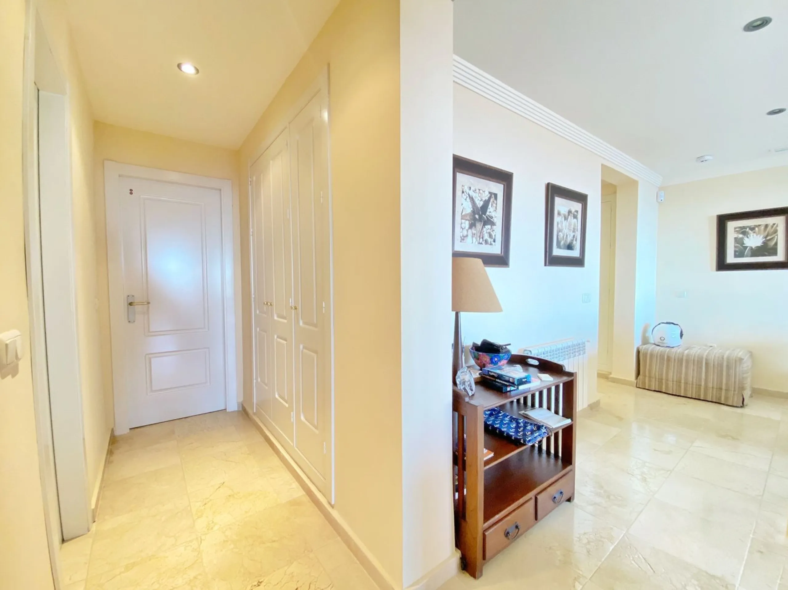 Exclusive 2 bedroom/2 bathroom penthouse in a luxurious complex.