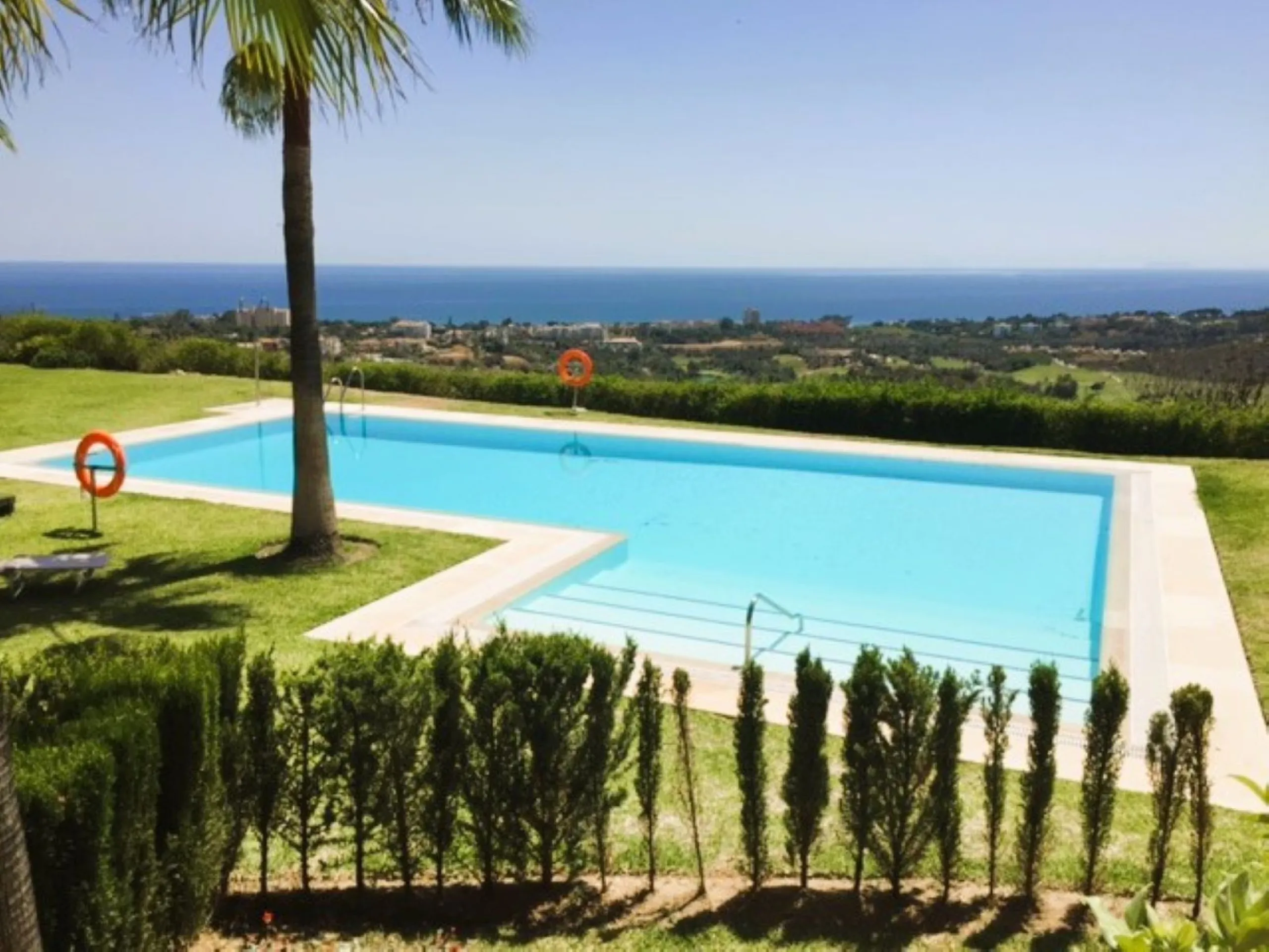 Exclusive 2 bedroom/2 bathroom penthouse in a luxurious complex.