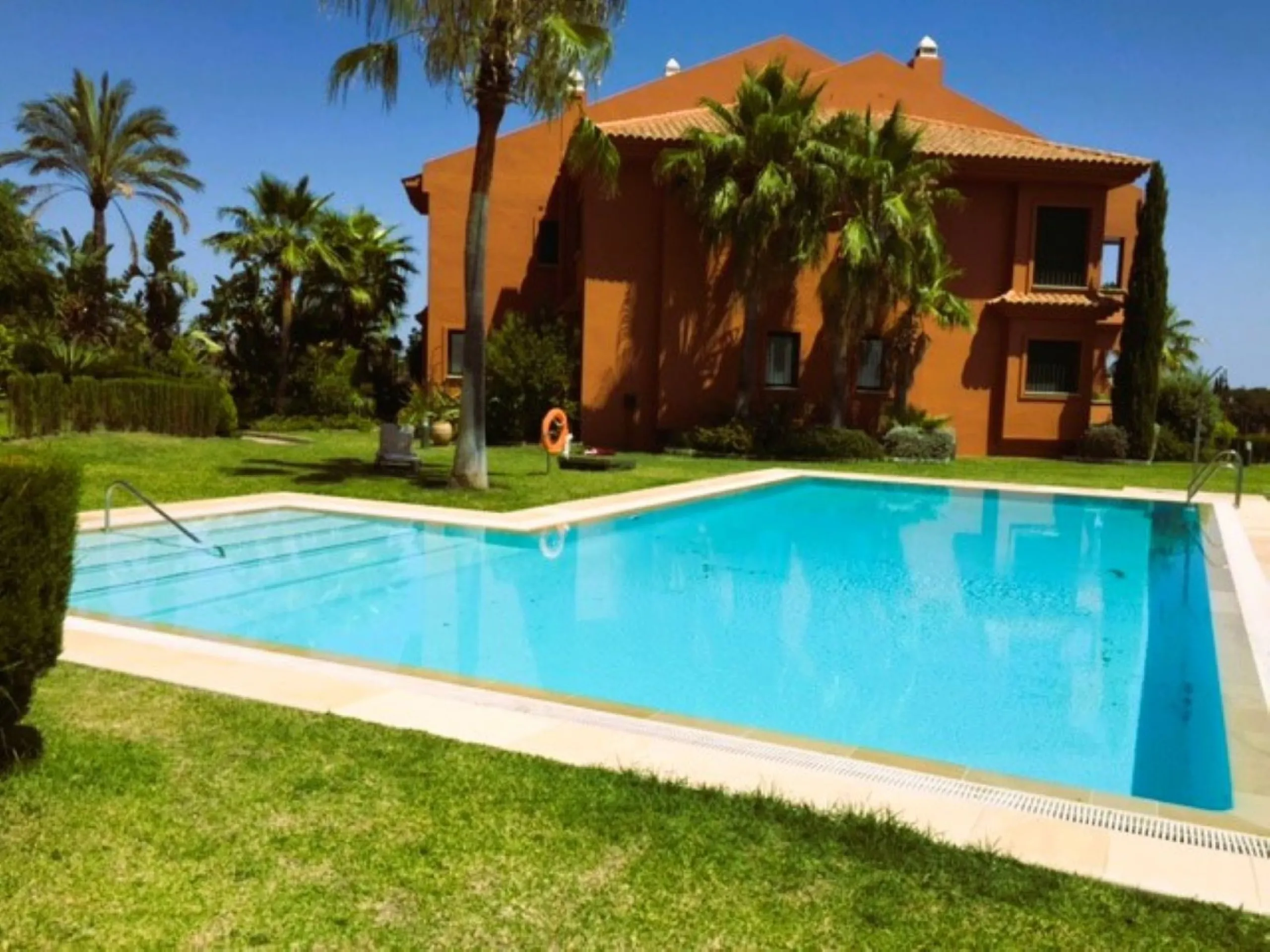Exclusive 2 bedroom/2 bathroom penthouse in a luxurious complex.