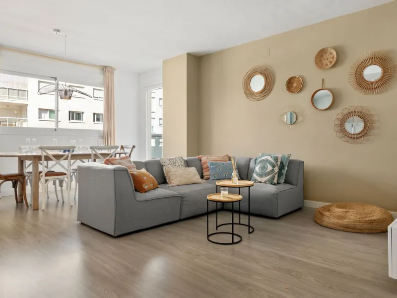 Spacious and bright apartment in the heart of Estepona