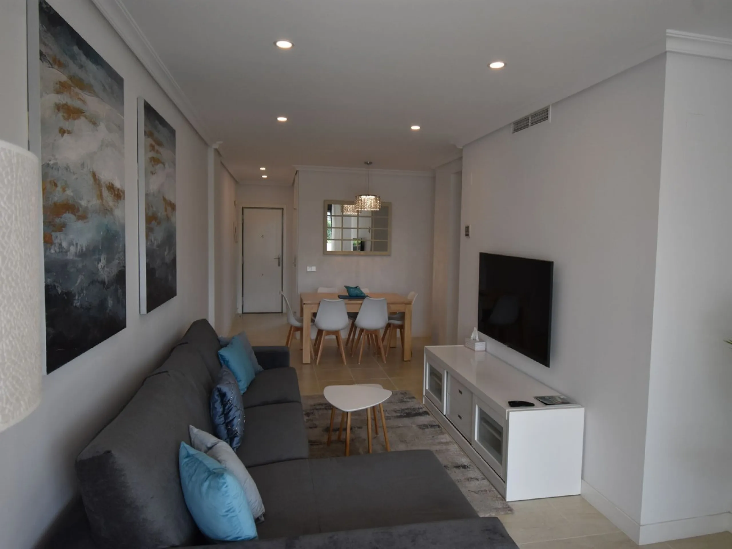 STUNNING APARTMENT IN ESTEPONA!!!