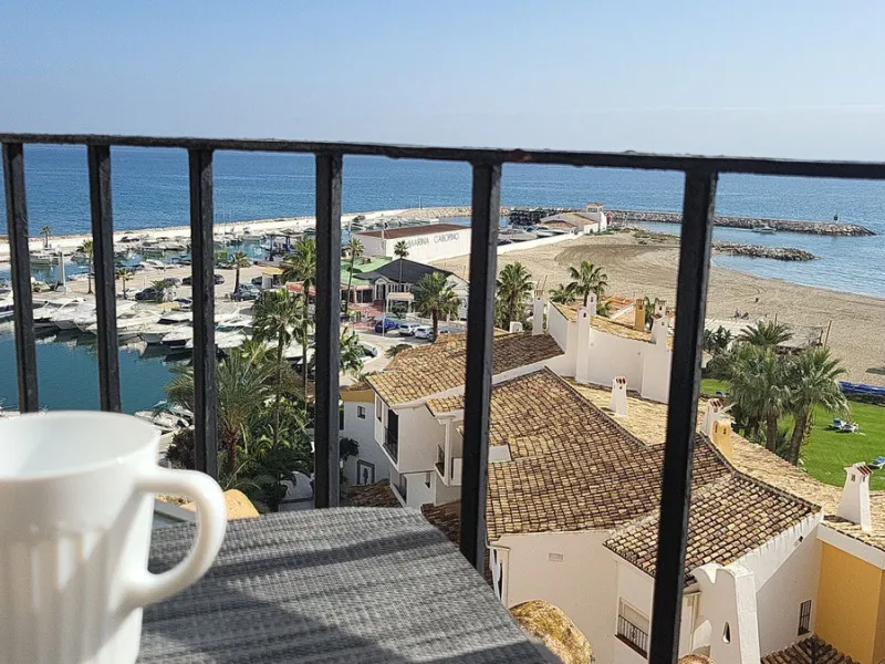 Apartment - Top Floor Apartment в продаже в Marbella, Málaga. В доме 3 спален и 2 ванных комнат. Площадь дома 129 м²