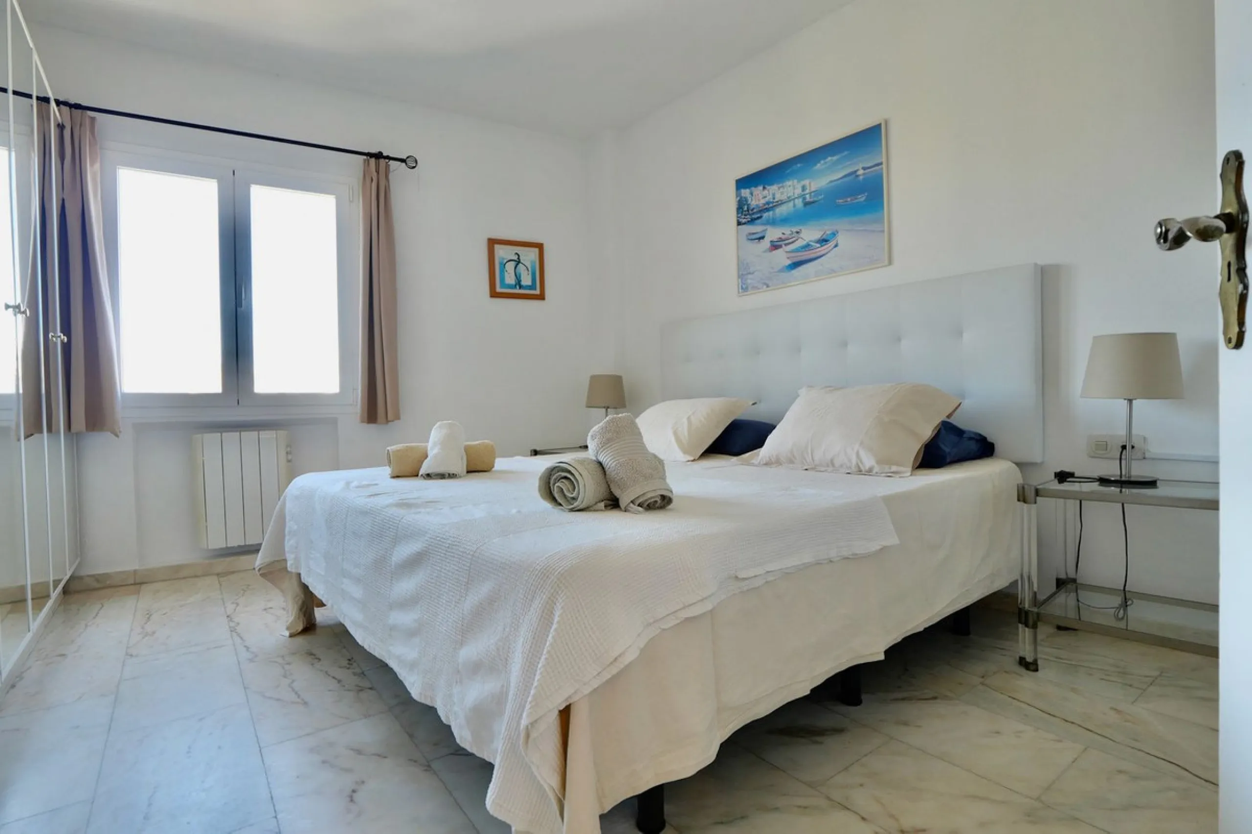 Apartment - Top Floor Apartment в продаже в Marbella, Málaga. В доме 3 спален и 2 ванных комнат. Площадь дома 129 м²
