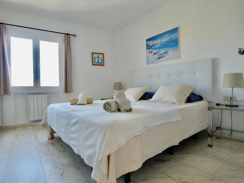 Apartment - Top Floor Apartment в продаже в Marbella, Málaga. В доме 3 спален и 2 ванных комнат. Площадь дома 129 м²