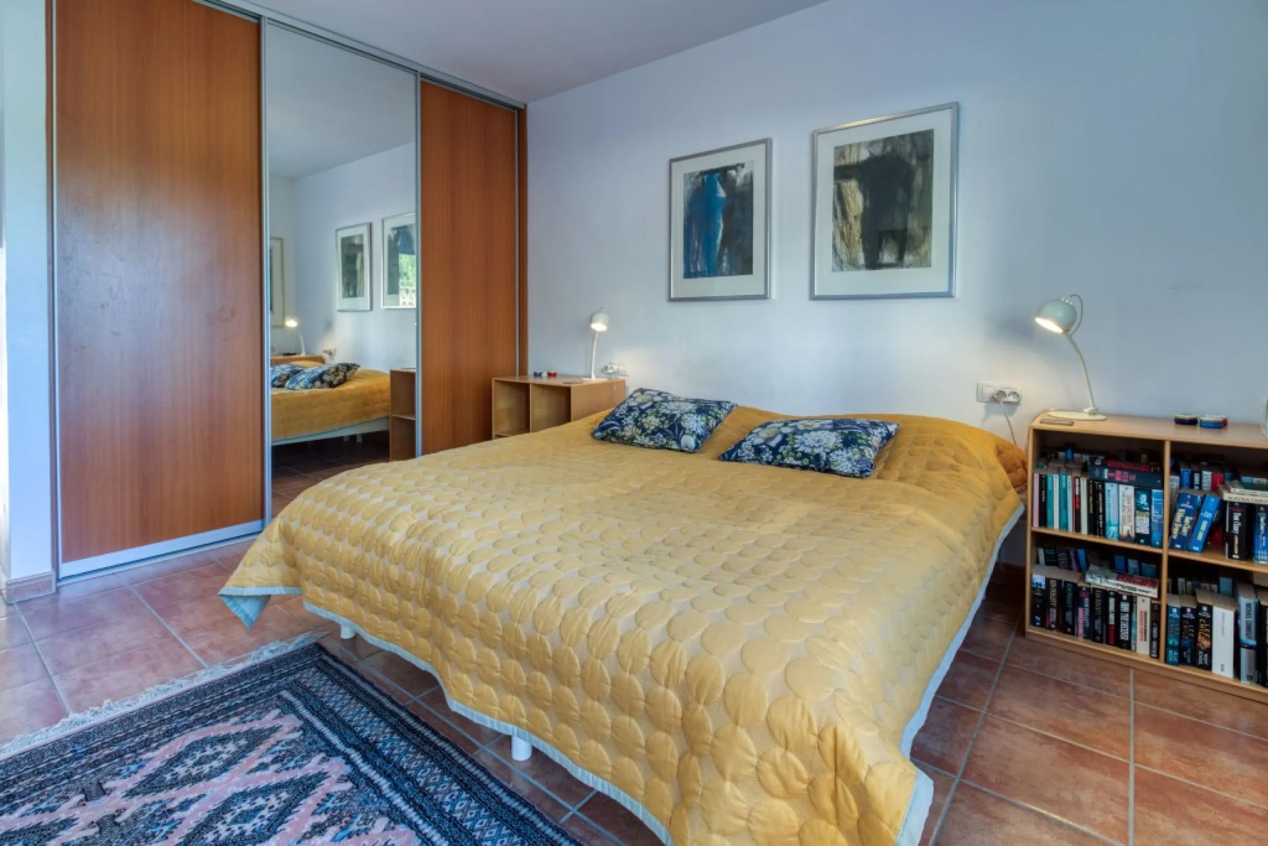 Exclusive Villa with Sea View – Peaceful Location Close to the City