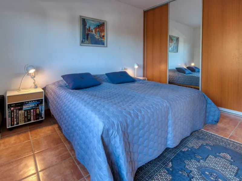 Exclusive Villa with Sea View – Peaceful Location Close to the City