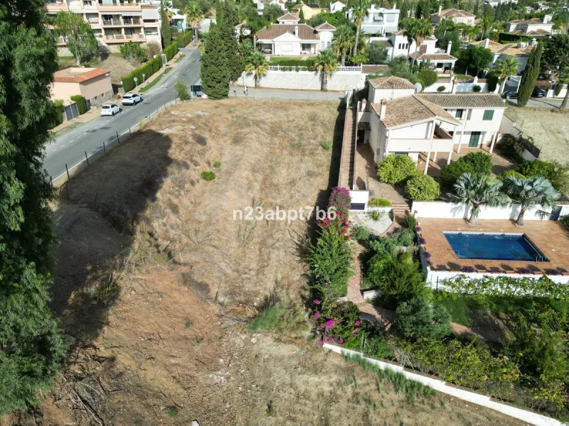 Plot - Residential Plot в продаже в Mijas, Málaga. Площадь участка 1123 м²