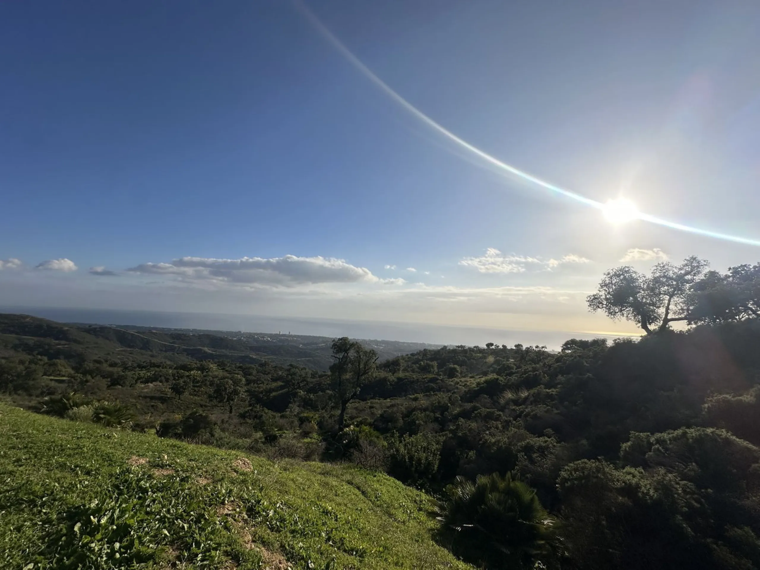 Plot - Land в продаже в Marbella, Málaga. Площадь участка 34000 м²