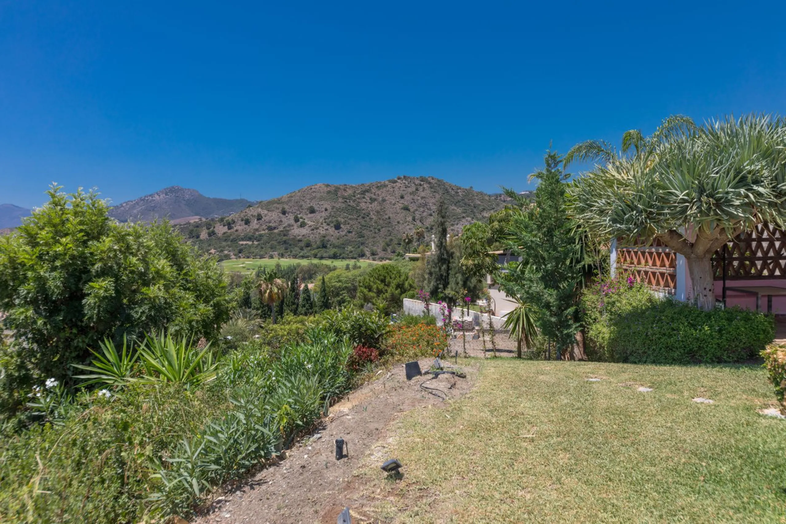 Plot - Residential Plot в продаже в Benahavís, Málaga. Площадь дома 314 м². Площадь участка 513 м²
