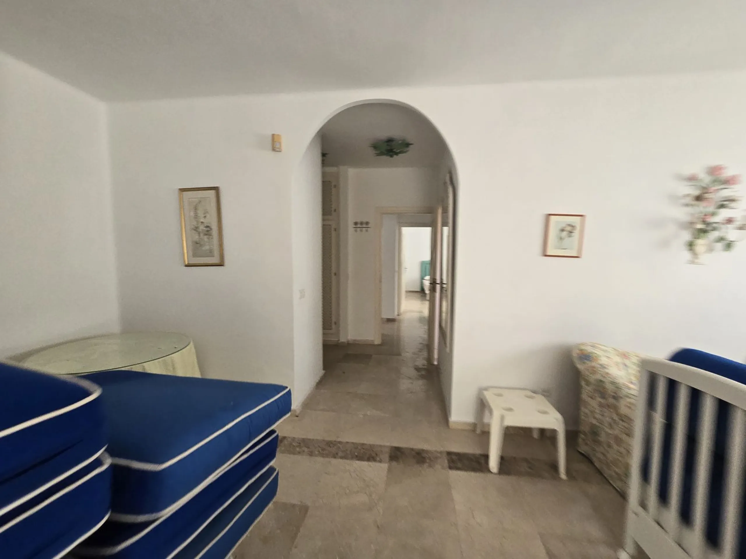 Excellent opportunity - Reform project and villa situated in Marbella Hill Club - 4.000m2 plot