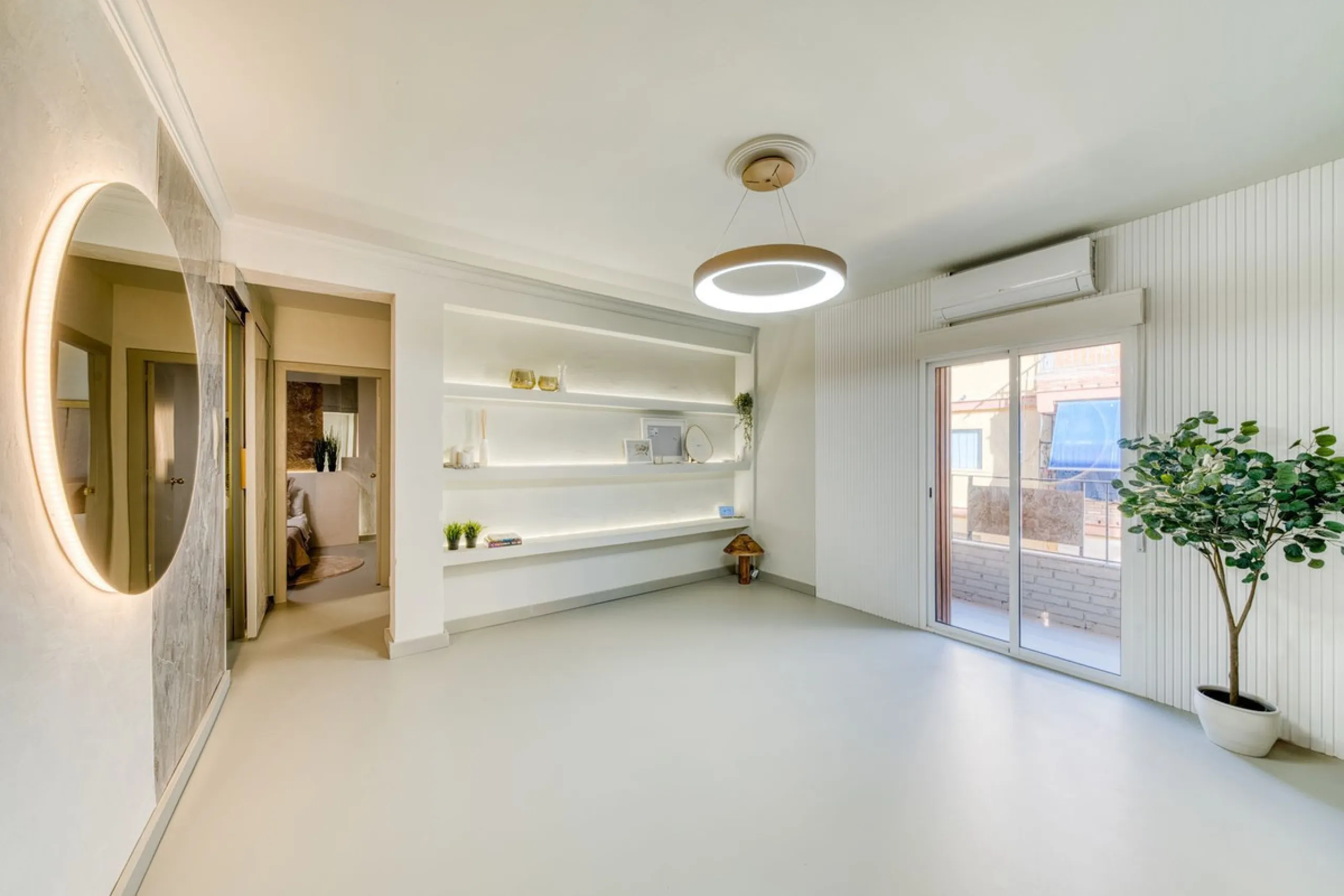 Luxury Apartment in the Heart of Fuengirola! WITH SHORT TERM RENTAL LICENSE!