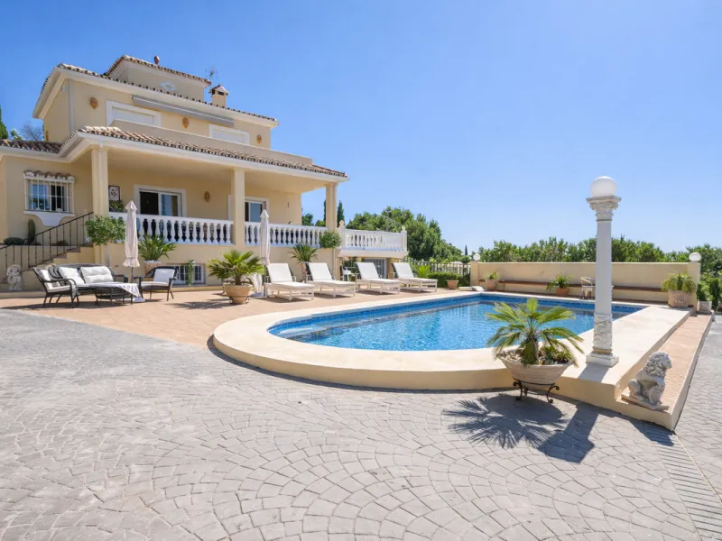 This unique property offers a rare combination of privacy, scale and income potential, set within a natural hillside environment above Estepona. Surrounded by countryside and open views, the estate enjoys far-reaching panoramas across the town, marina, Me
