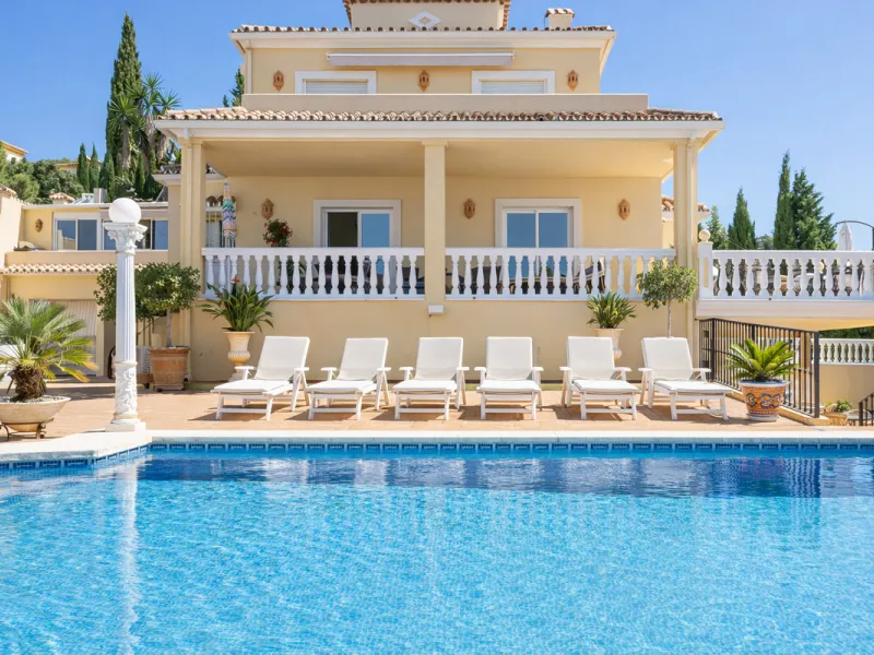 This unique property offers a rare combination of privacy, scale and income potential, set within a natural hillside environment above Estepona. Surrounded by countryside and open views, the estate enjoys far-reaching panoramas across the town, marina, Me