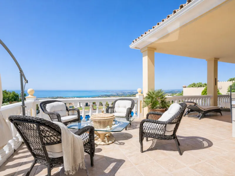 This unique property offers a rare combination of privacy, scale and income potential, set within a natural hillside environment above Estepona. Surrounded by countryside and open views, the estate enjoys far-reaching panoramas across the town, marina, Me