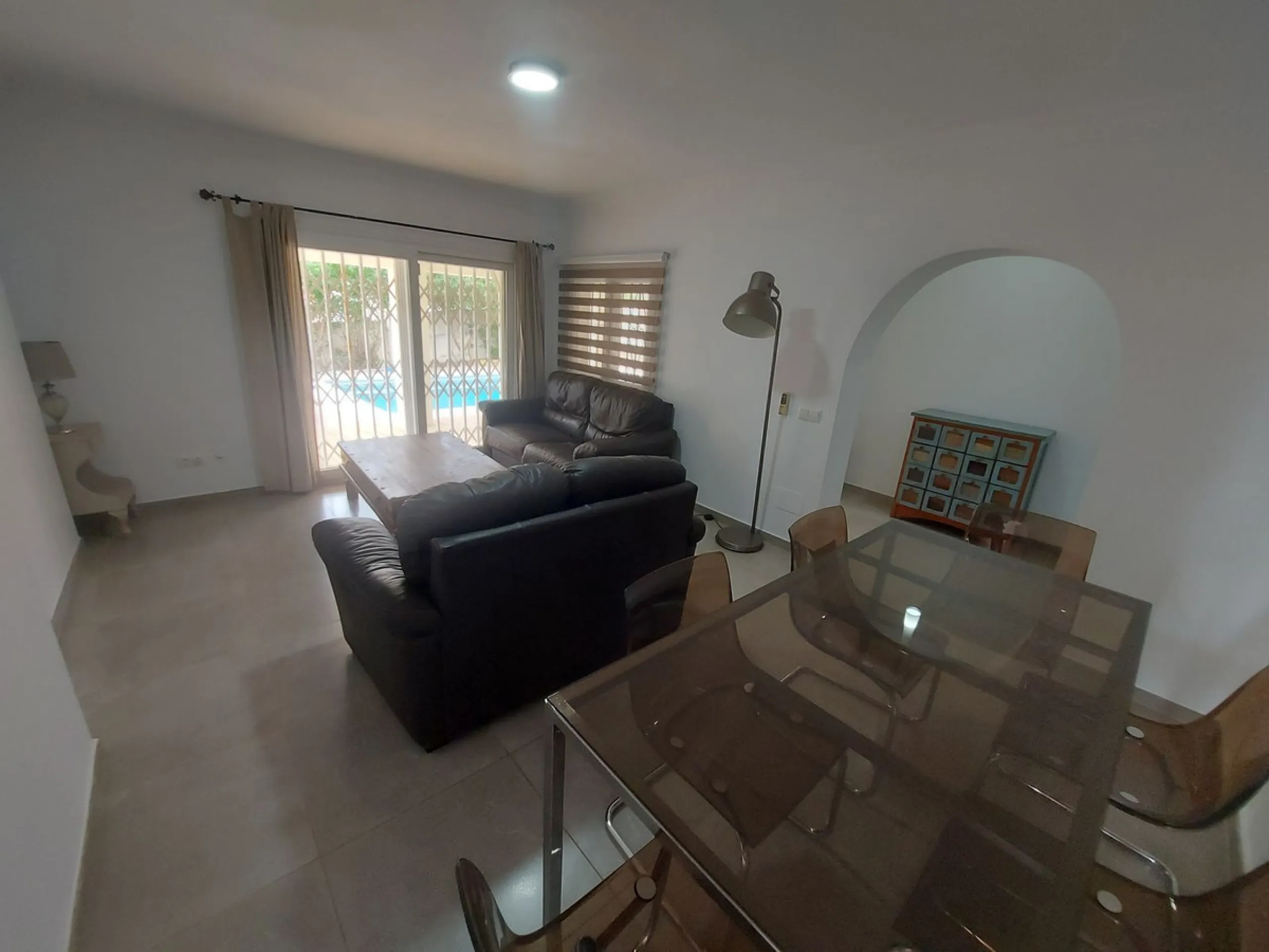South Facing Villa / Bungalow situated on a large corner plot,