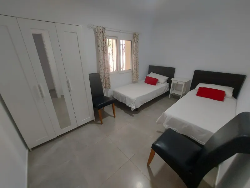 South Facing Villa / Bungalow situated on a large corner plot,