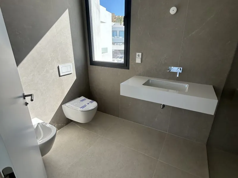 La Finca de Marbella 2 is a natural continuation of the phenomenal success of the La Finca de Marbella project. The new project includes 36 modern luxury villas, each on a separate plot with its own swimming pool. The villas are located on south-western s