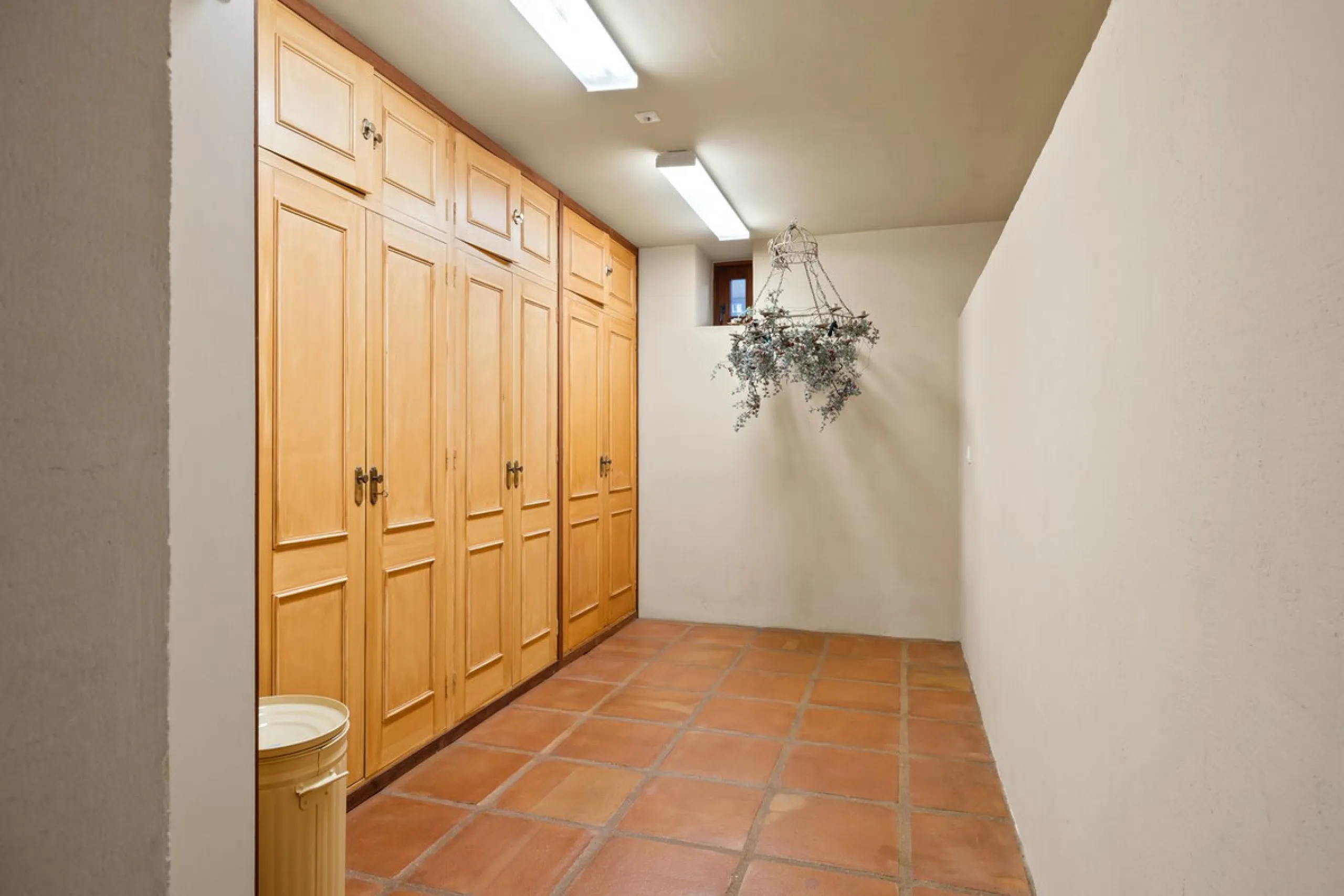 LOCATION LOCATION - BEACHSIDE VILLA MARBESA