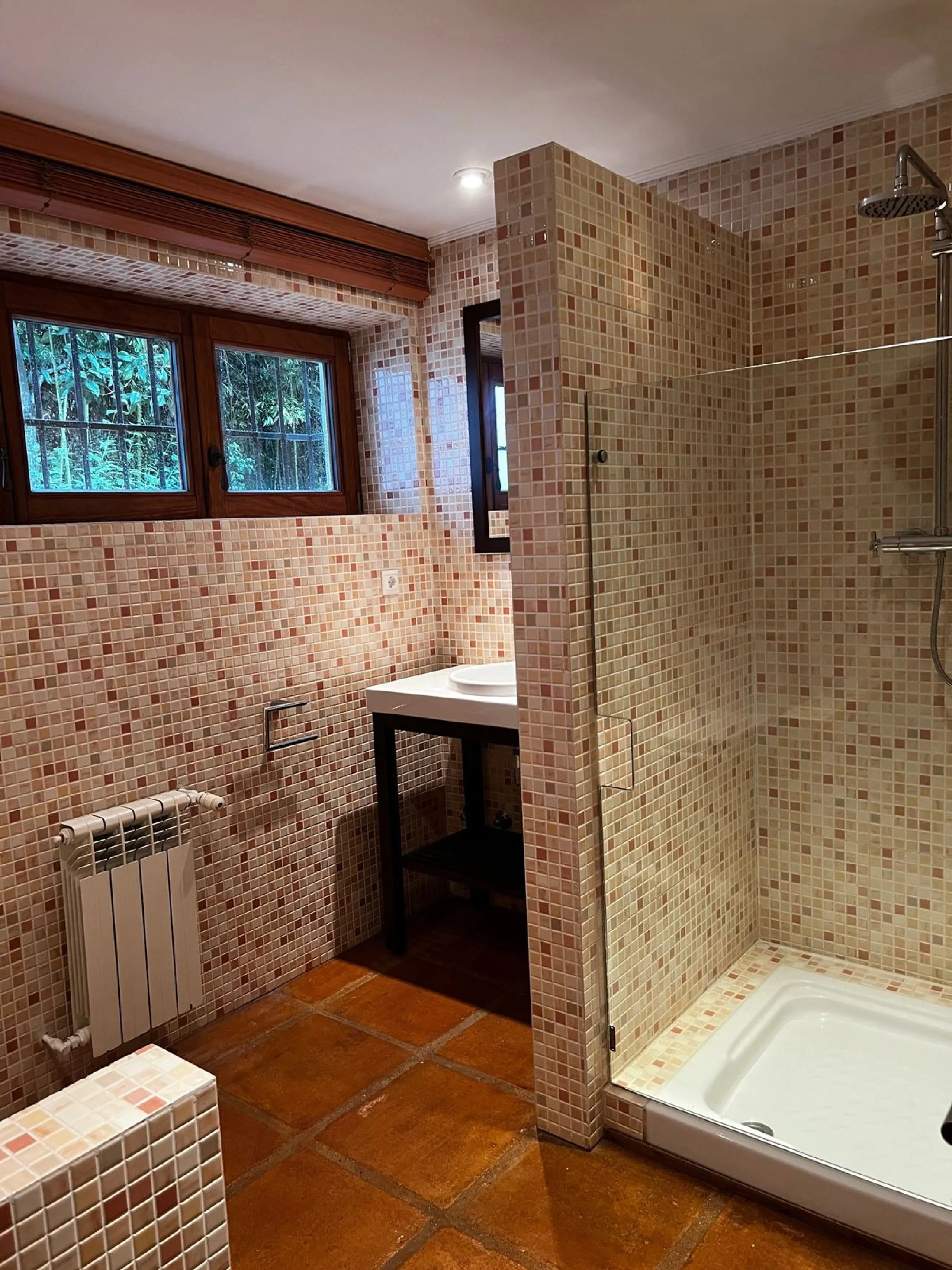 LOCATION LOCATION - BEACHSIDE VILLA MARBESA