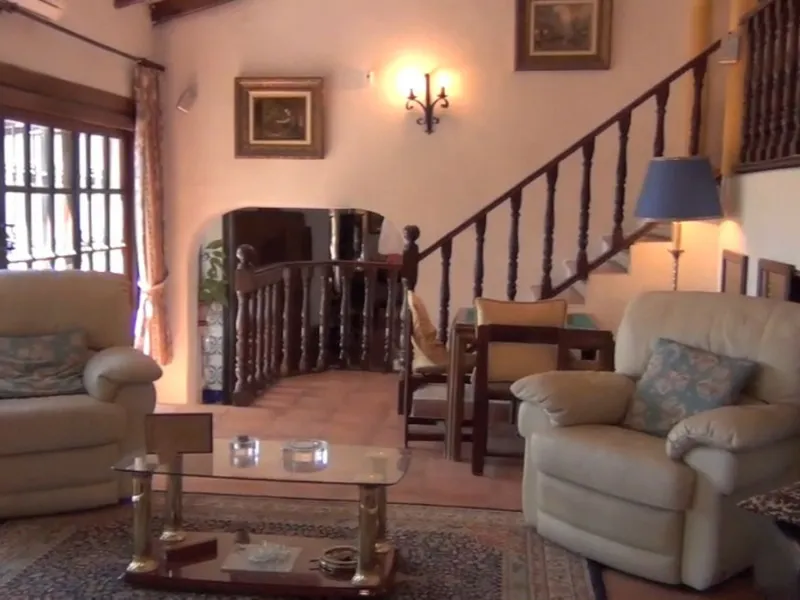 This amazing finca is located in Entrerrios, within the municipality of Mijas, covering approximately 320,000 square meters of rustic land. The property features three artificial lakes with ample water capacity for irrigation. A charming stream called El 