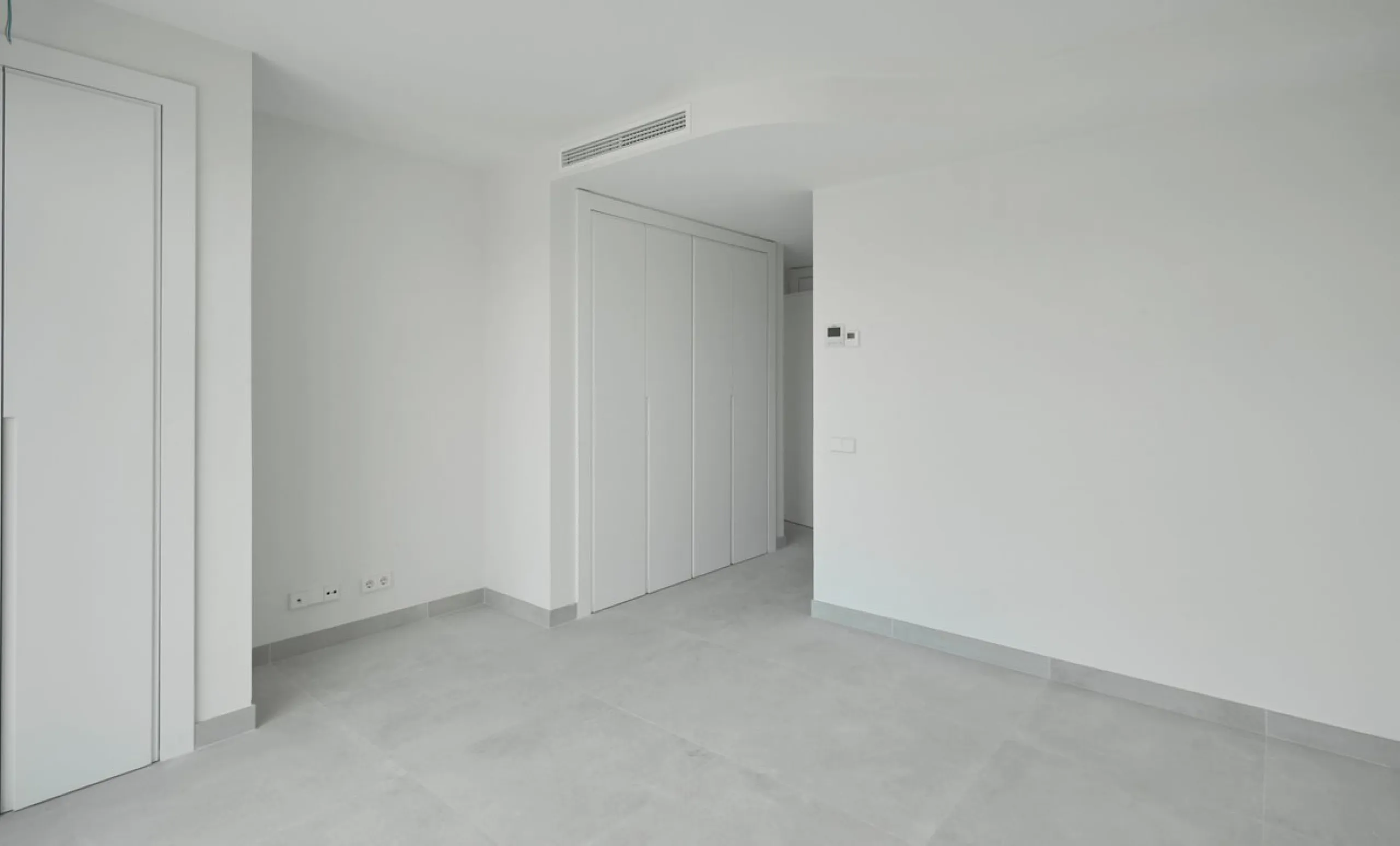 3 Bedroom semi detached villa with possibility to add the 4th bedroom in the basement has 3 levels plus the roof top terrace.