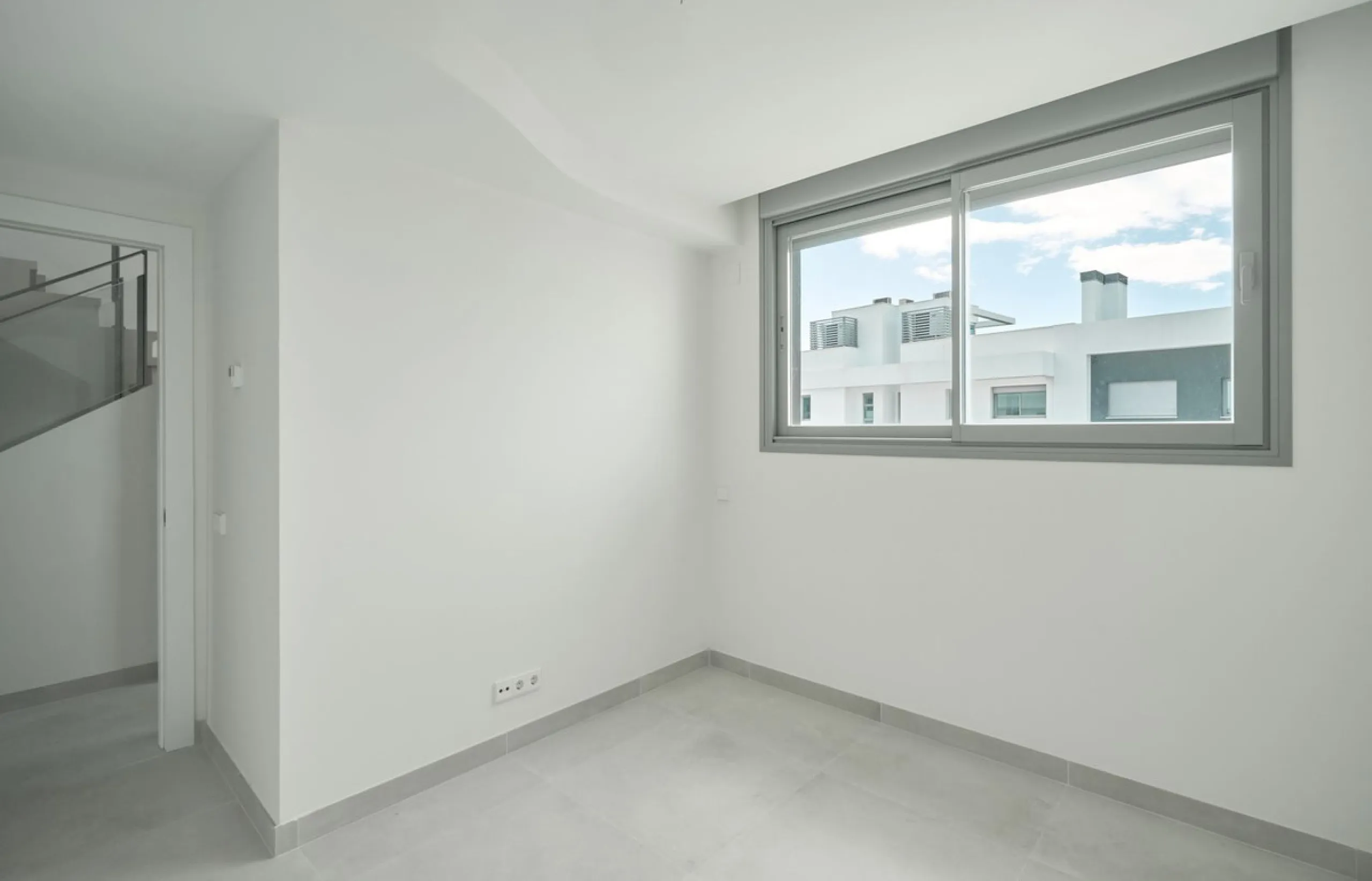3 Bedroom semi detached villa with possibility to add the 4th bedroom in the basement has 3 levels plus the roof top terrace.