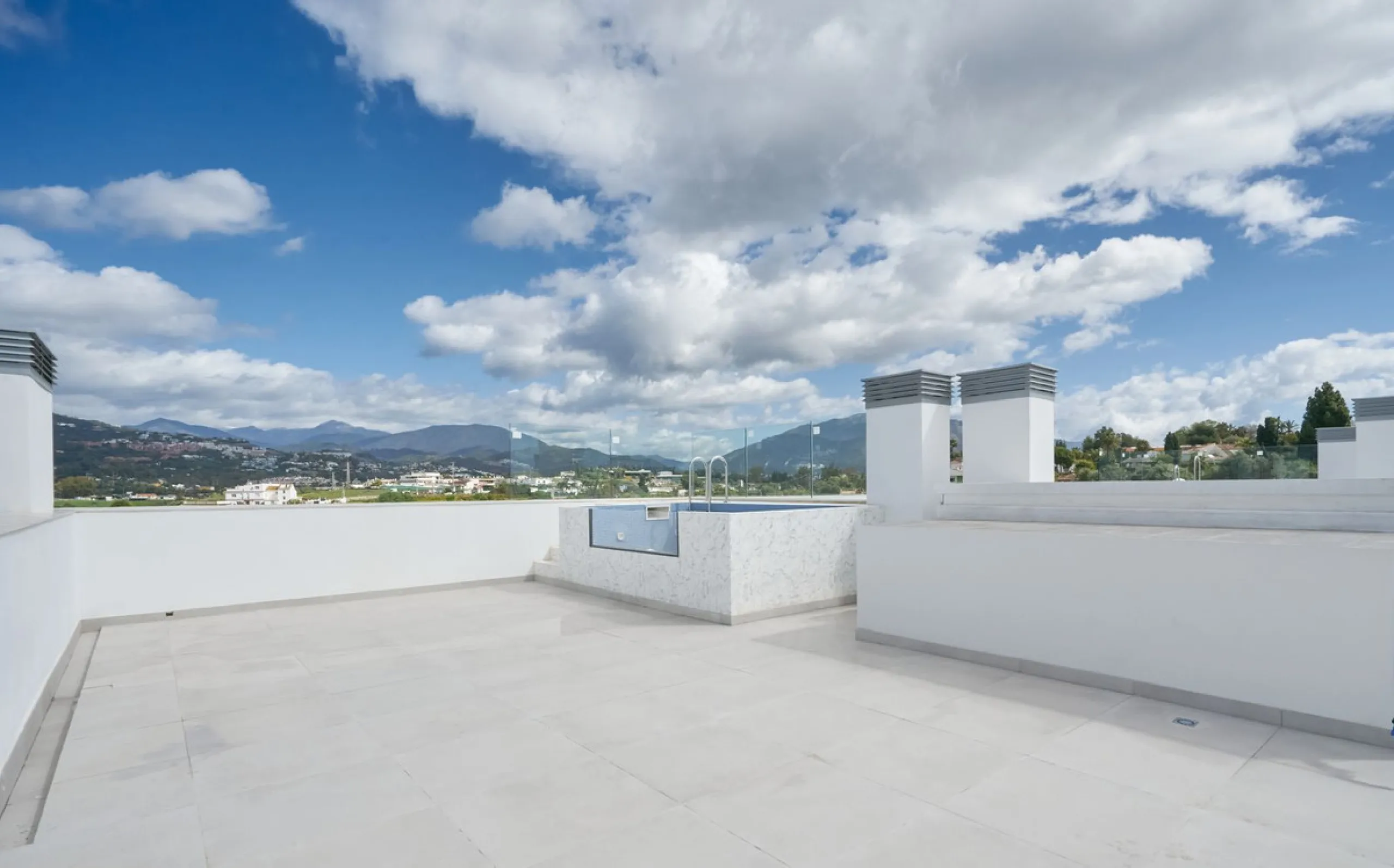 3 Bedroom semi detached villa with possibility to add the 4th bedroom in the basement has 3 levels plus the roof top terrace.