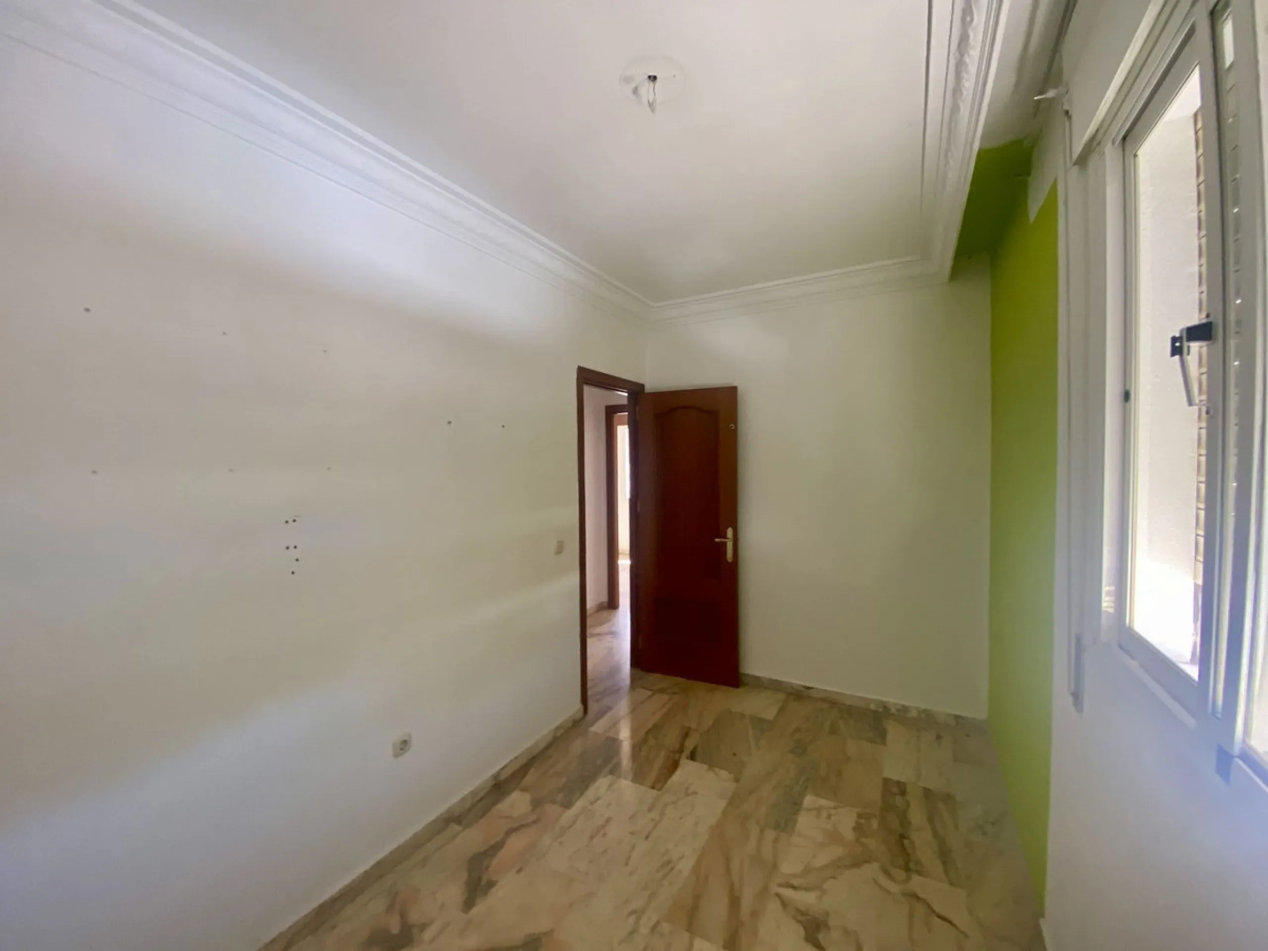 House - Detached Villa в продаже в Málaga, Málaga. В доме 6 спален и 3 ванных комнат. Площадь дома 347 м²