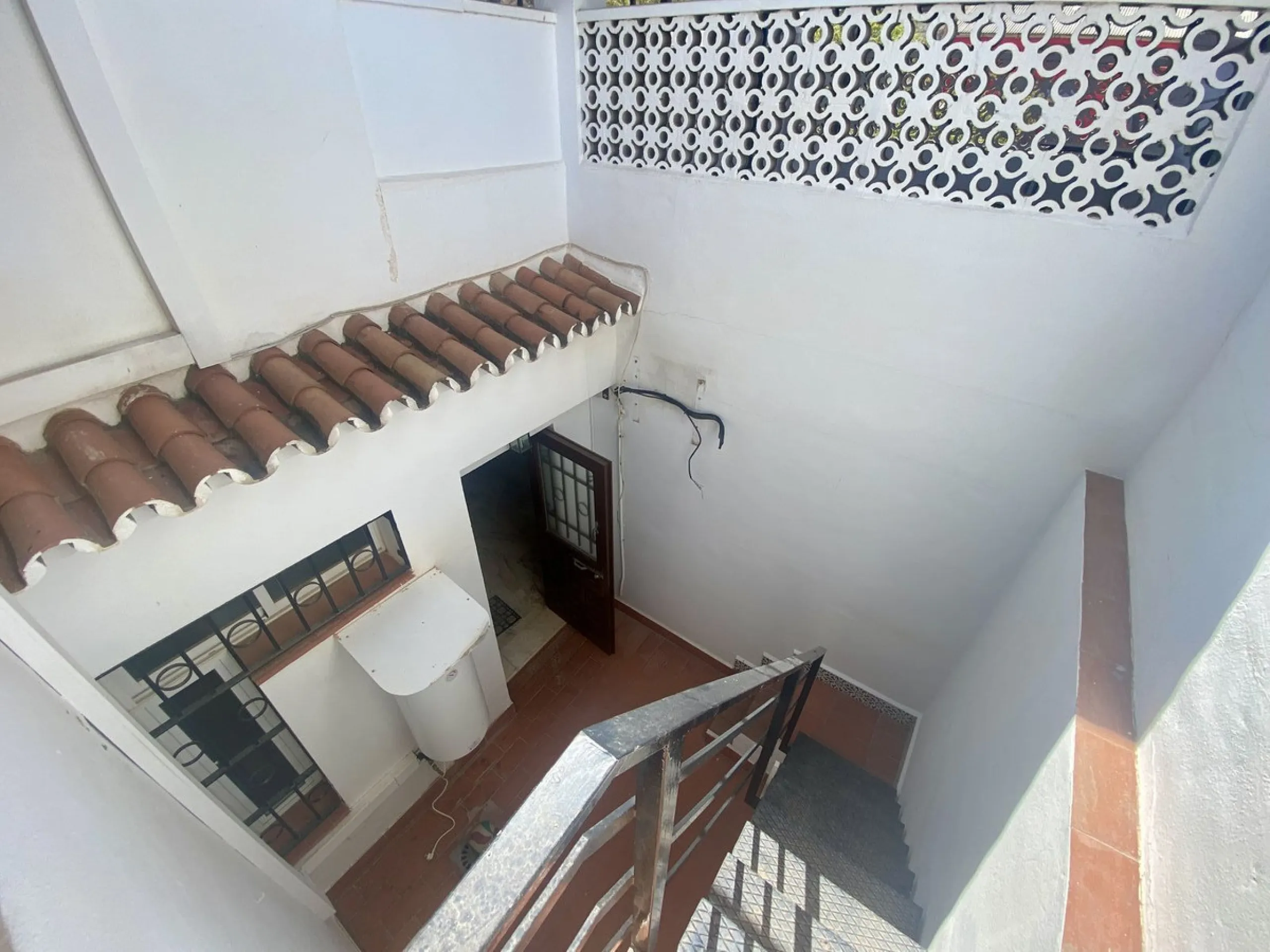 House - Detached Villa в продаже в Málaga, Málaga. В доме 6 спален и 3 ванных комнат. Площадь дома 347 м²