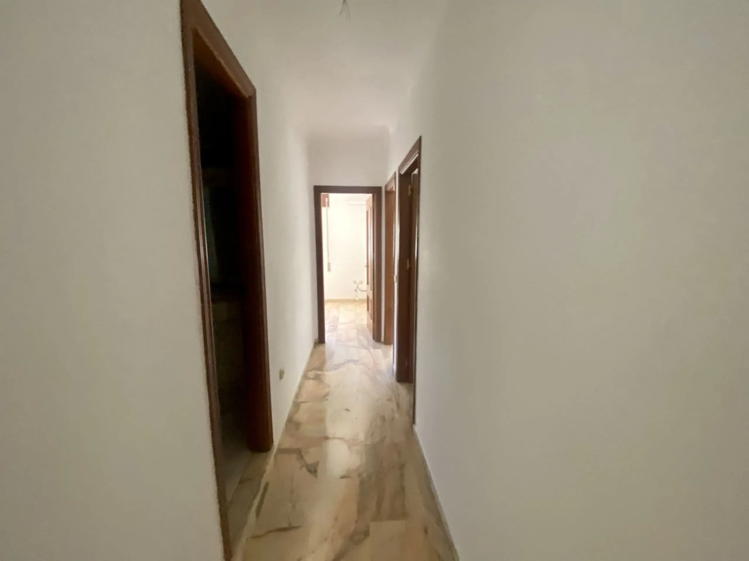 House - Detached Villa в продаже в Málaga, Málaga. В доме 6 спален и 3 ванных комнат. Площадь дома 347 м²