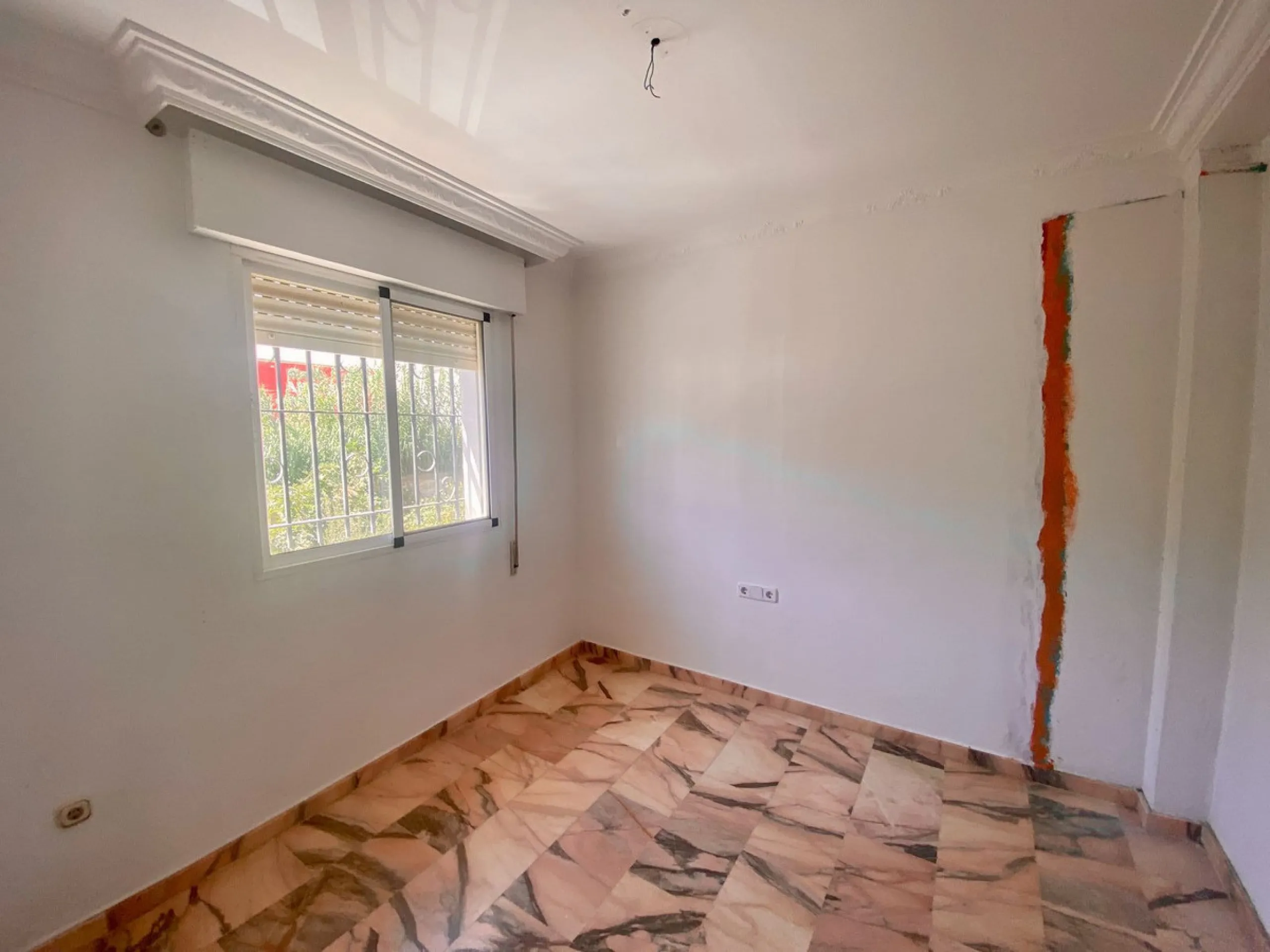 House - Detached Villa в продаже в Málaga, Málaga. В доме 6 спален и 3 ванных комнат. Площадь дома 347 м²