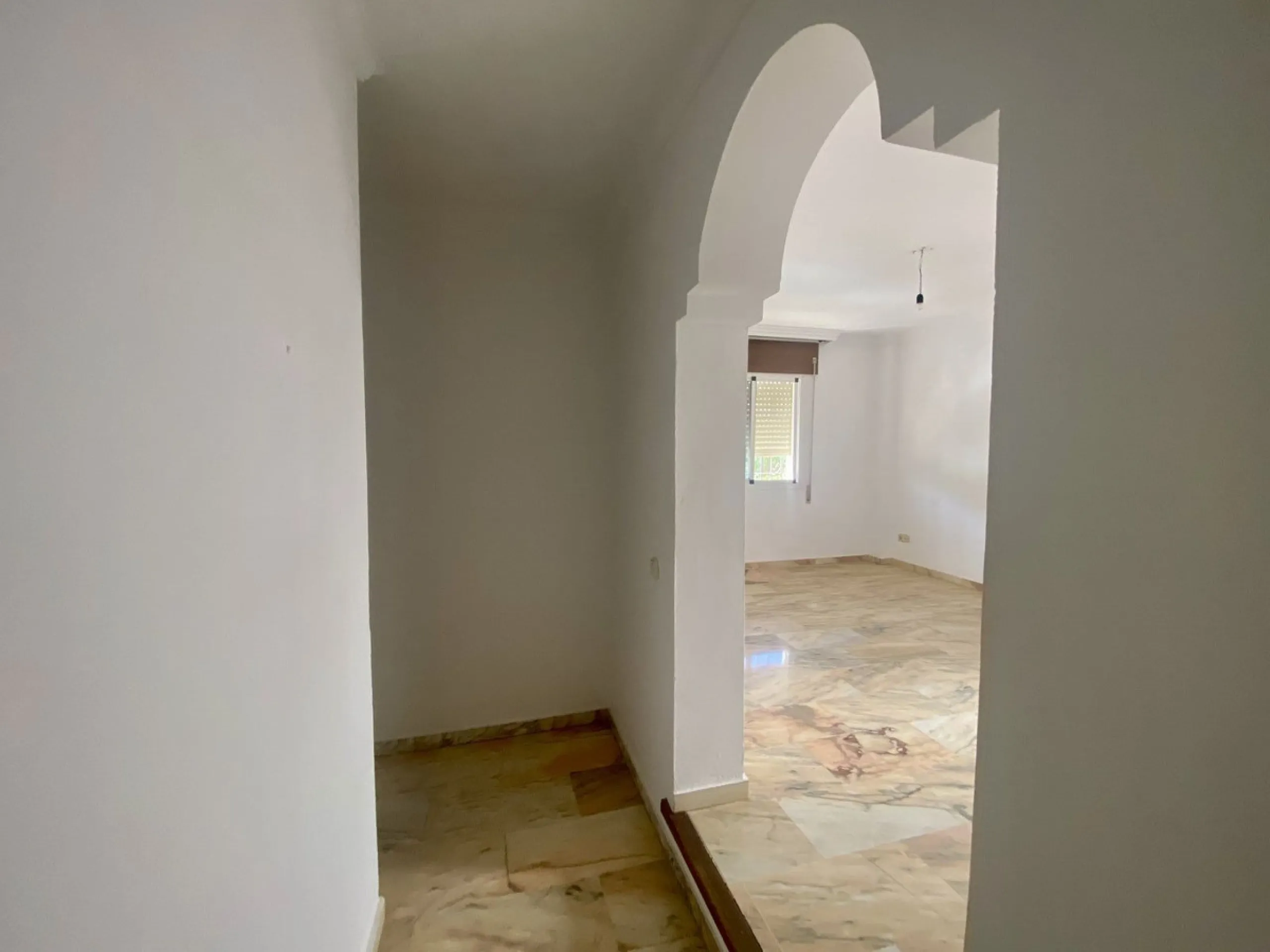 House - Detached Villa в продаже в Málaga, Málaga. В доме 6 спален и 3 ванных комнат. Площадь дома 347 м²