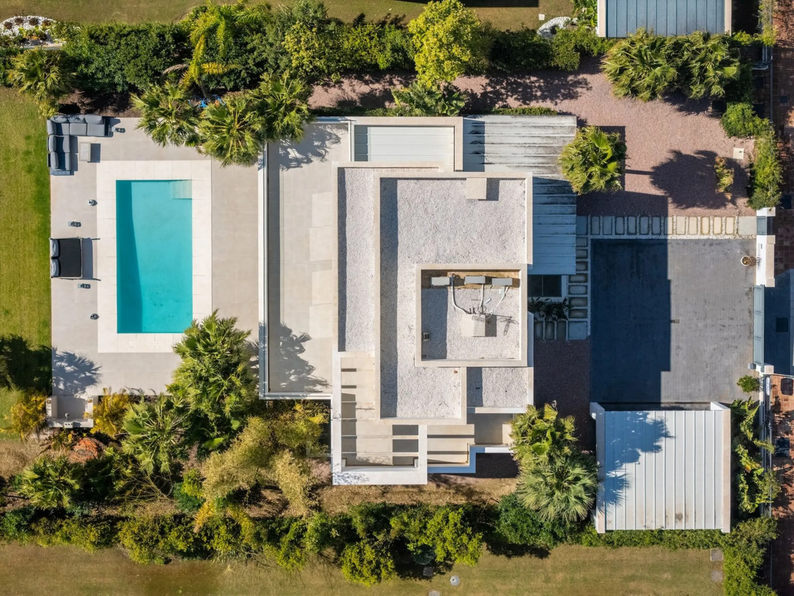 Key-Ready Luxury at La Cala Golf Resort
