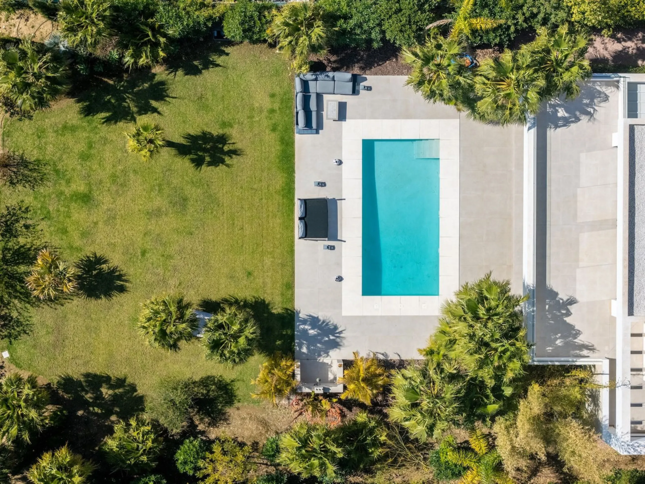 Key-Ready Luxury at La Cala Golf Resort