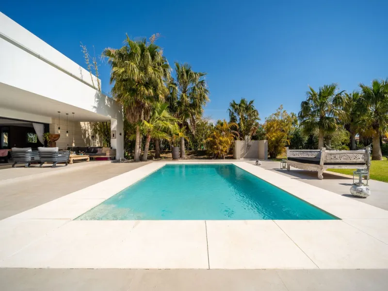 Key-Ready Luxury at La Cala Golf Resort