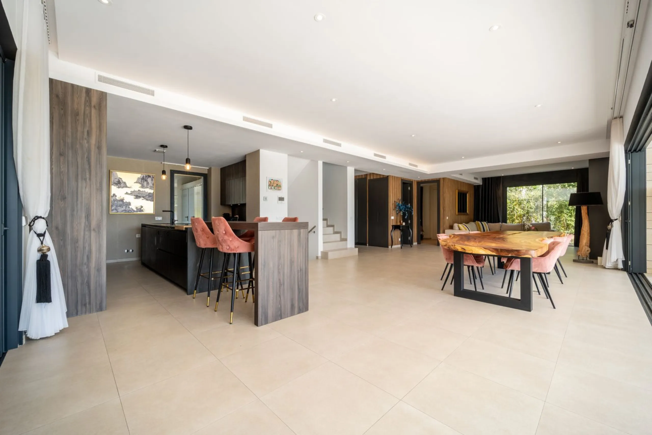 Key-Ready Luxury at La Cala Golf Resort