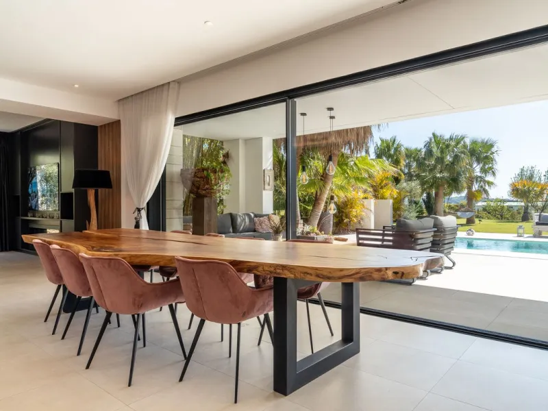 Key-Ready Luxury at La Cala Golf Resort