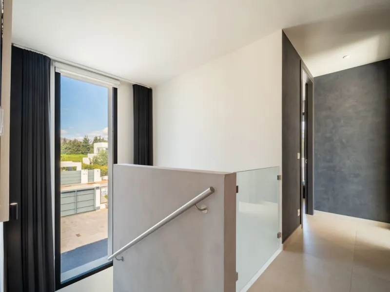 Key-Ready Luxury at La Cala Golf Resort
