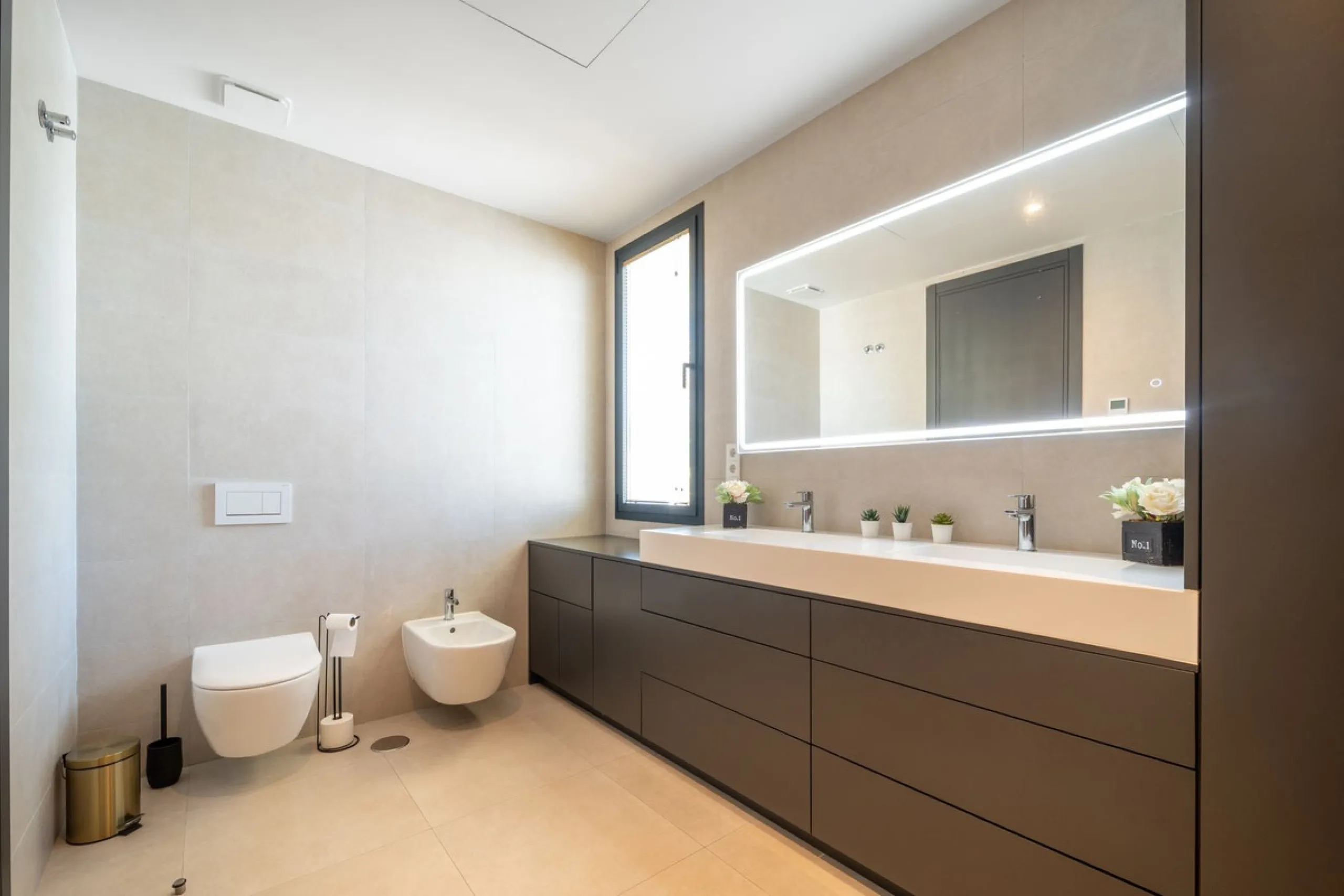 Key-Ready Luxury at La Cala Golf Resort