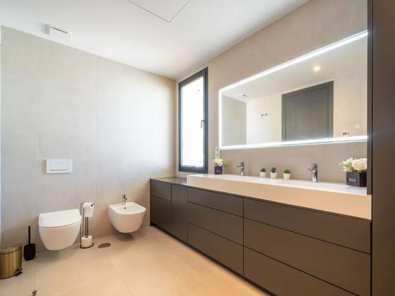 Key-Ready Luxury at La Cala Golf Resort