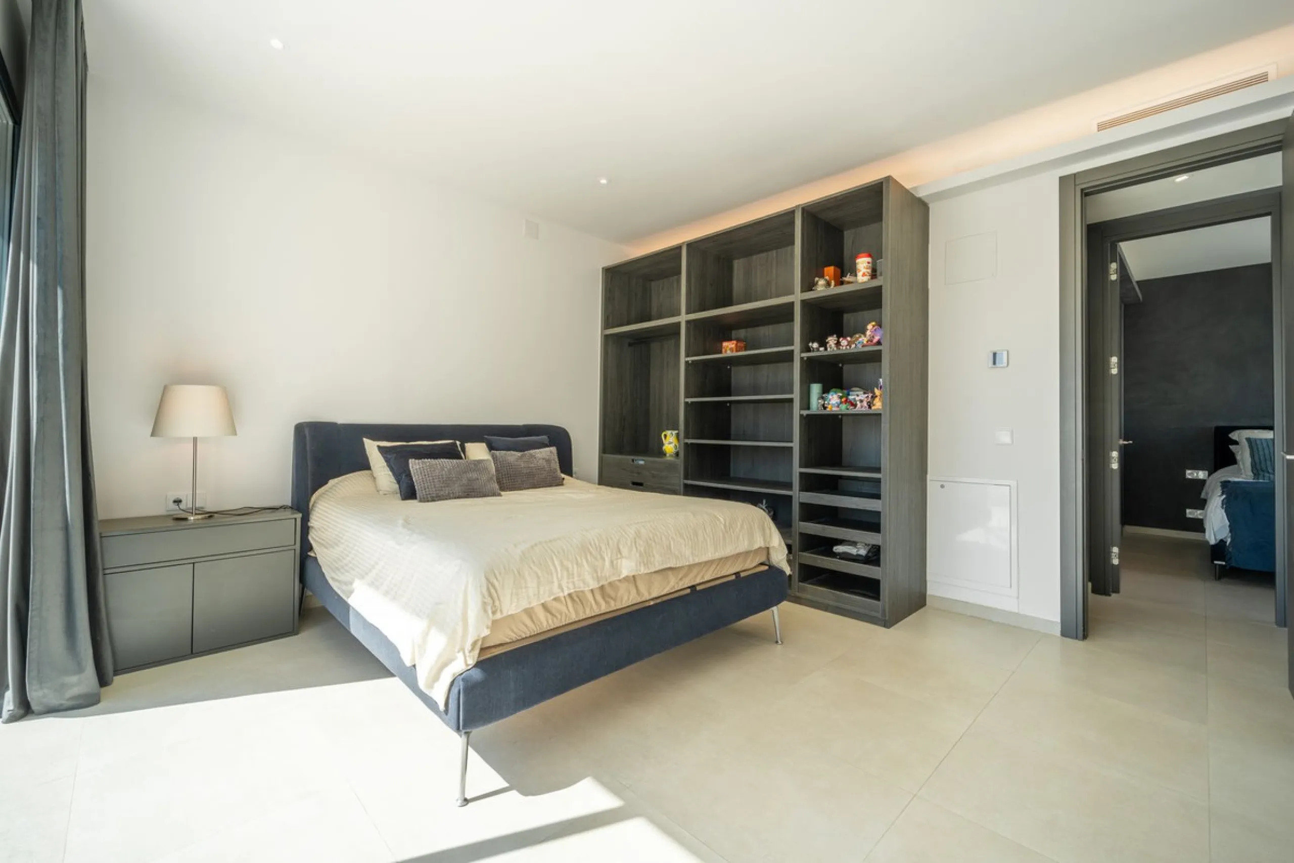 Key-Ready Luxury at La Cala Golf Resort