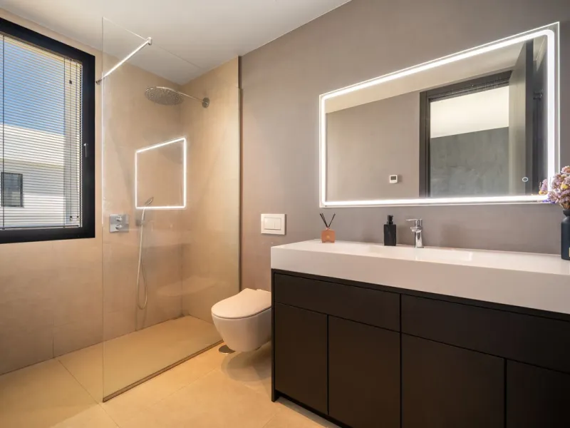 Key-Ready Luxury at La Cala Golf Resort