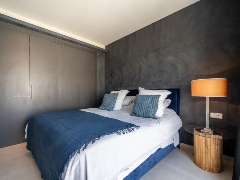 Key-Ready Luxury at La Cala Golf Resort